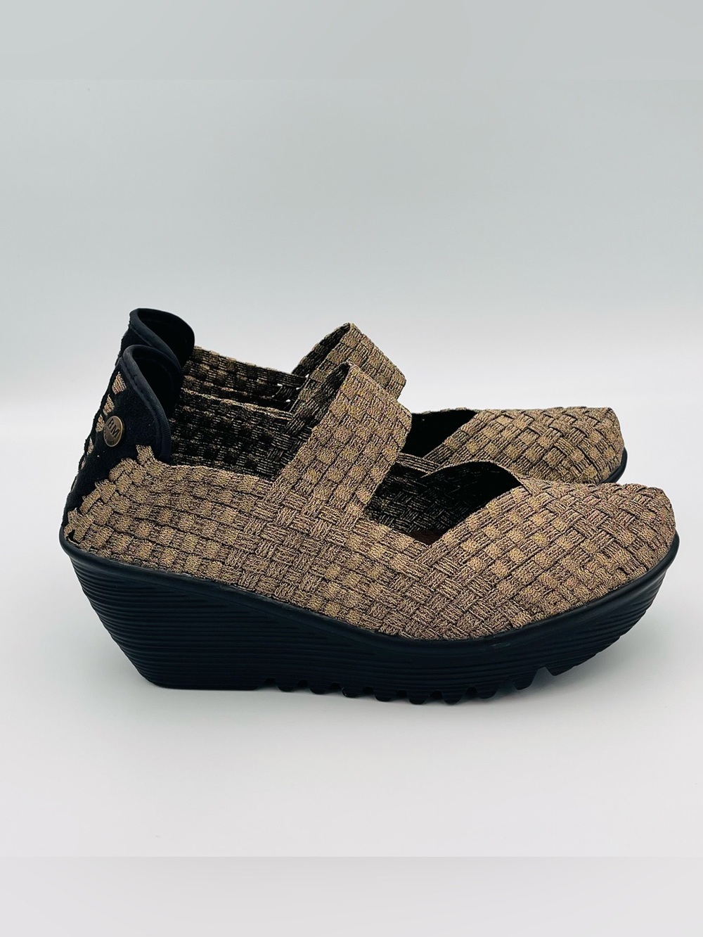 Bernie Mev Gold Bronze Mary Jane Woven Wedge Slip-On Size 7